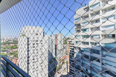 Studio para alugar com 32m², 1 quarto e 1 vaga Studio para alugar com 32m², 1 quarto e 1 vagaVaranda