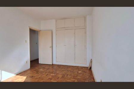 Apartamento à venda com 129m², 3 quartos e 1 vagaQuarto1