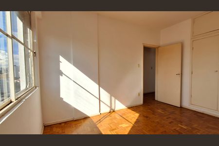 Apartamento à venda com 129m², 3 quartos e 1 vagaQuarto1