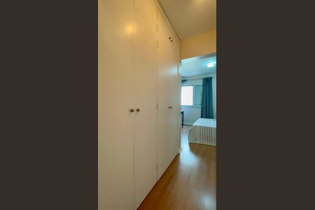 Apartamento para alugar com 96m², 2 quartos e 1 vaga Apartamento para alugar com 96m², 2 quartos e 1 vagaQuarto 1