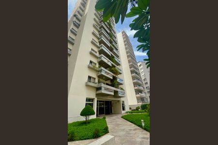 Apartamento para alugar com 96m², 2 quartos e 1 vaga Apartamento para alugar com 96m², 2 quartos e 1 vagaFachada