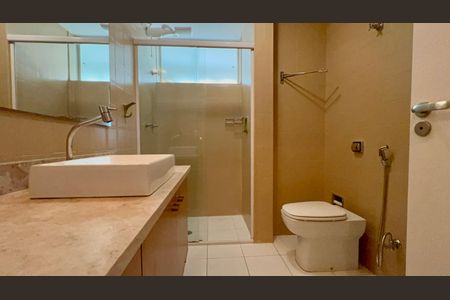 Apartamento para alugar com 96m², 2 quartos e 1 vaga Apartamento para alugar com 96m², 2 quartos e 1 vagaBanheiro