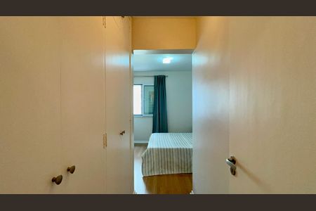 Apartamento para alugar com 96m², 2 quartos e 1 vaga Apartamento para alugar com 96m², 2 quartos e 1 vagaQuarto 1