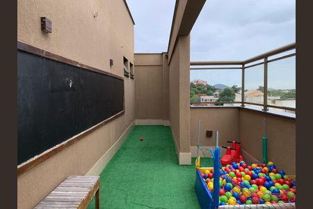 Apartamento à venda com 72m², 2 quartos e 1 vagaÁrea comum - Playground