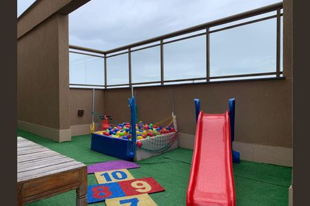 Apartamento à venda com 72m², 2 quartos e 1 vagaÁrea comum - Playground