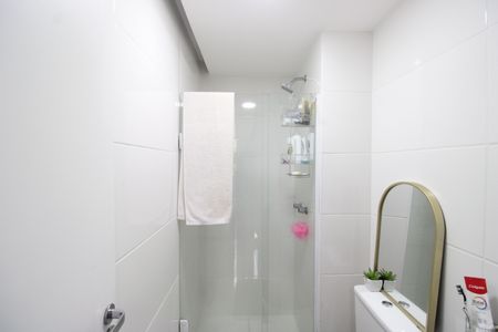 Apartamento à venda com 72m², 2 quartos e 1 vagaBanheiro da suíte 