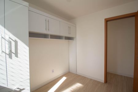 Quarto 1 de apartamento para alugar com 2 quartos, 44m² em Jardim Iris, São Paulo
