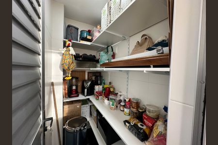 Apartamento para alugar com 184m², 4 quartos e 3 vagasDespensa