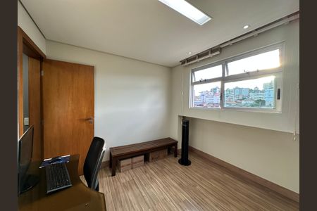 Apartamento para alugar com 184m², 4 quartos e 3 vagasQuarto Cobertura