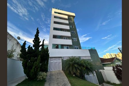 Apartamento para alugar com 184m², 4 quartos e 3 vagasFachada