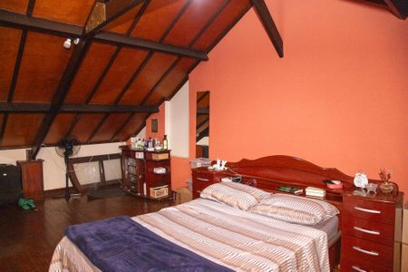 Casa para alugar com 179m², 3 quartos e 2 vagasQuarto Suíte