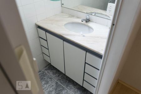 Apartamento para alugar com 65m², 3 quartos e 1 vaga Apartamento para alugar com 65m², 3 quartos e 1 vagaBanheiro