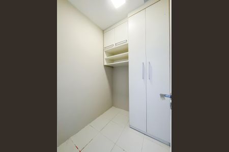 Apartamento para alugar com 125m², 3 quartos e 2 vagasQuarto de Serviço
