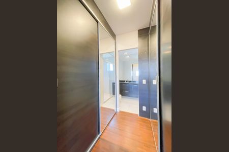 Apartamento para alugar com 125m², 3 quartos e 2 vagasCloset da suíte 1