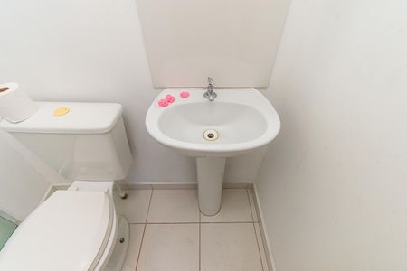 Apartamento para alugar com 60m², 2 quartos e 2 vagas Apartamento para alugar com 60m², 2 quartos e 2 vagasBanheiro 2