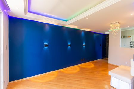 Apartamento para alugar com 60m², 2 quartos e 2 vagas Apartamento para alugar com 60m², 2 quartos e 2 vagasSala