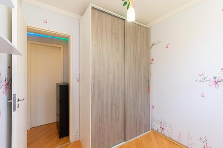 Apartamento para alugar com 60m², 2 quartos e 2 vagas Apartamento para alugar com 60m², 2 quartos e 2 vagasQuarto