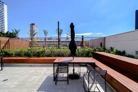 Apartamento para alugar com 67m², 2 quartos e 1 vagaÁrea comum