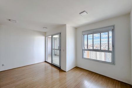 Apartamento para alugar com 67m², 2 quartos e 1 vagaSala