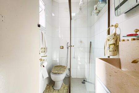 Apartamento à venda com 98m², 3 quartos e sem vagaBanheiro da Suíte