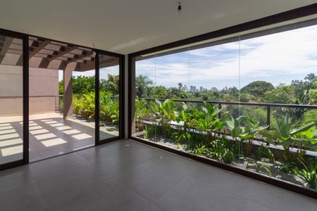 Casa à venda com 671m², 5 quartos e 5 vagas Casa à venda com 671m², 5 quartos e 5 vagasSuíte 5