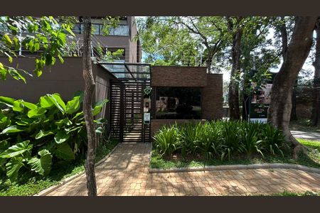 Casa à venda com 671m², 5 quartos e 5 vagas Casa à venda com 671m², 5 quartos e 5 vagasFachada externa