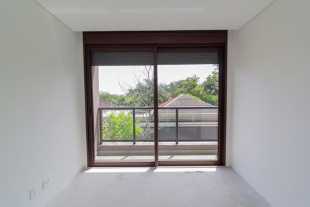 Casa à venda com 671m², 5 quartos e 5 vagas Casa à venda com 671m², 5 quartos e 5 vagasSuíte 3