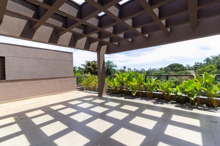 Casa à venda com 671m², 5 quartos e 5 vagas Casa à venda com 671m², 5 quartos e 5 vagasRooftop