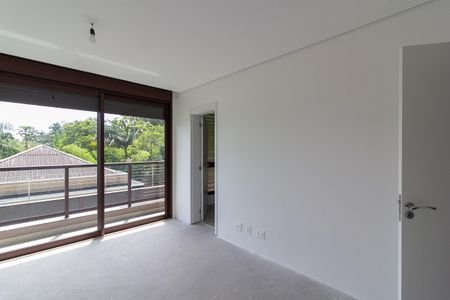 Casa à venda com 671m², 5 quartos e 5 vagas Casa à venda com 671m², 5 quartos e 5 vagasSuíte 2