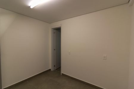 Casa à venda com 671m², 5 quartos e 5 vagas Casa à venda com 671m², 5 quartos e 5 vagasQuarto de Serviço