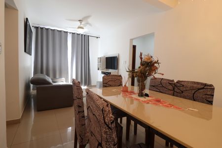 Sala de casa para alugar com 3 quartos, 266m² em Parque Residencial Candido Portinari, Ribeirão Preto