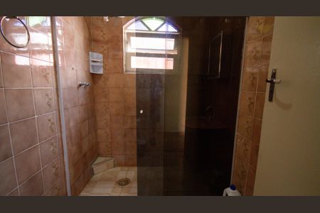 Casa de condomínio para alugar com 100m², 2 quartos e 2 vagas Casa de condomínio para alugar com 100m², 2 quartos e 2 vagasBanheiro