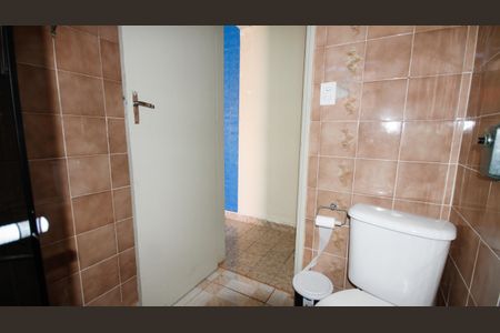 Casa de condomínio para alugar com 100m², 2 quartos e 2 vagas Casa de condomínio para alugar com 100m², 2 quartos e 2 vagasBanheiro