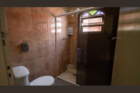 Casa de condomínio para alugar com 100m², 2 quartos e 2 vagas Casa de condomínio para alugar com 100m², 2 quartos e 2 vagasBanheiro