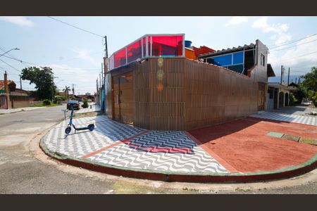 Casa de condomínio para alugar com 100m², 2 quartos e 2 vagas Casa de condomínio para alugar com 100m², 2 quartos e 2 vagasFachada