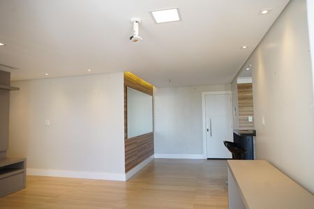 Sala de apartamento para alugar com 2 quartos, 82m² em Jardim Zaira, Guarulhos