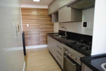 Cozinha de apartamento para alugar com 2 quartos, 82m² em Jardim Zaira, Guarulhos