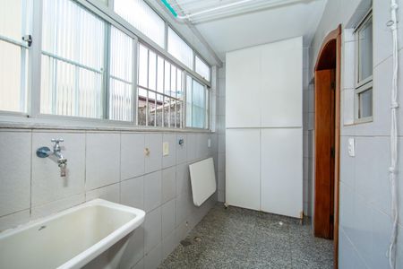 Apartamento à venda com 104m², 3 quartos e 2 vagas Apartamento à venda com 104m², 3 quartos e 2 vagasAREA DE SERVICO