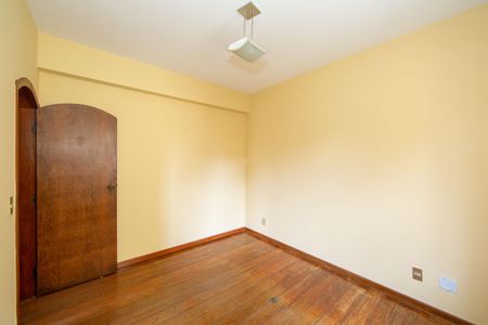 Apartamento à venda com 104m², 3 quartos e 2 vagas Apartamento à venda com 104m², 3 quartos e 2 vagasQUARTO1