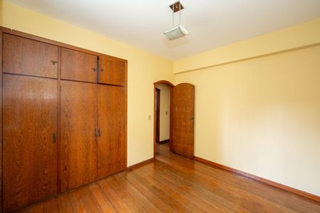 Apartamento à venda com 104m², 3 quartos e 2 vagas Apartamento à venda com 104m², 3 quartos e 2 vagasQUARTO1