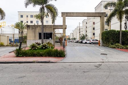 Apartamento para alugar com 44m², 2 quartos e 1 vagaFachada do condomíni
