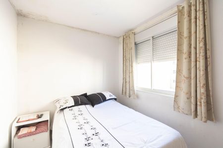 Apartamento à venda com 2 quartos, 41m² em Guajuviras, Canoas