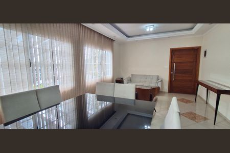 Sala de casa à venda com 3 quartos, 260m² em Conjunto Residencial Nova Roma, São Bernardo do Campo