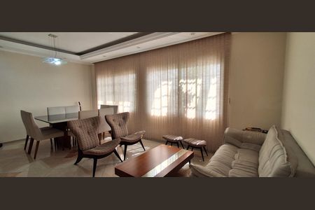 Sala de casa à venda com 3 quartos, 260m² em Conjunto Residencial Nova Roma, São Bernardo do Campo