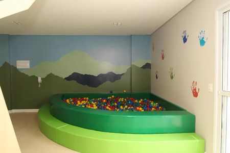 Apartamento à venda com 43m², 2 quartos e sem vagaÁrea comum