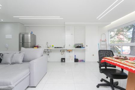 Apartamento à venda com 43m², 2 quartos e sem vagaSala/Cozinha
