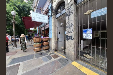 Apartamento à venda com 84m², 2 quartos e sem vaga Apartamento à venda com 84m², 2 quartos e sem vagaPlaca