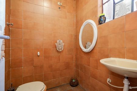 Casa à venda com 117m², 3 quartos e 2 vagasBanheiro da Suíte