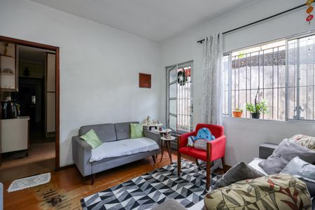 Casa à venda com 117m², 3 quartos e 2 vagasSala