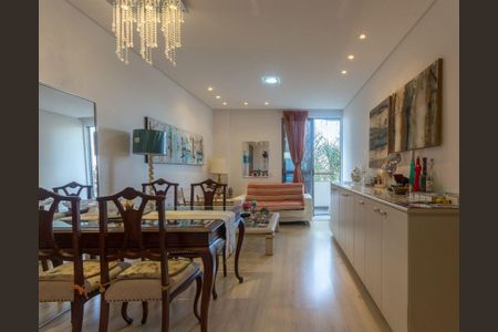 Sala  de apartamento à venda com 4 quartos, 120m² em Buritis, Belo Horizonte